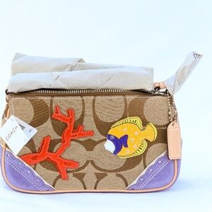 NWT Coach Fish Clutch